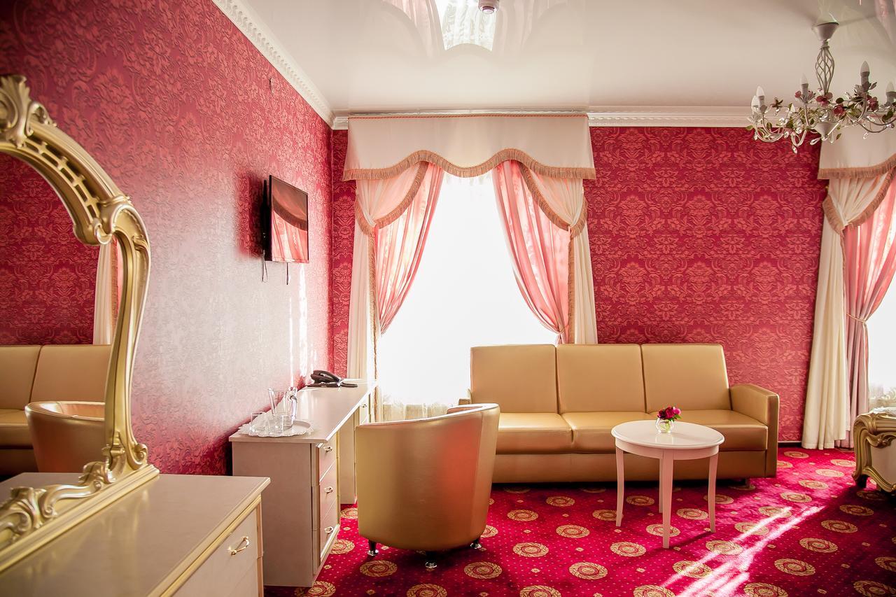 La Belle Отель Ресторан Gur'yevsk  Room photo